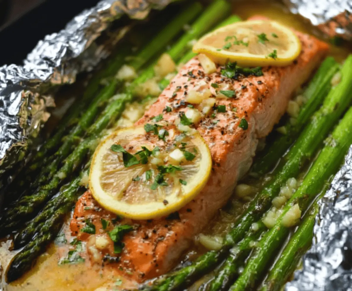 Easy Baked Salmon Foil Pack with Lemon Garlic Butter