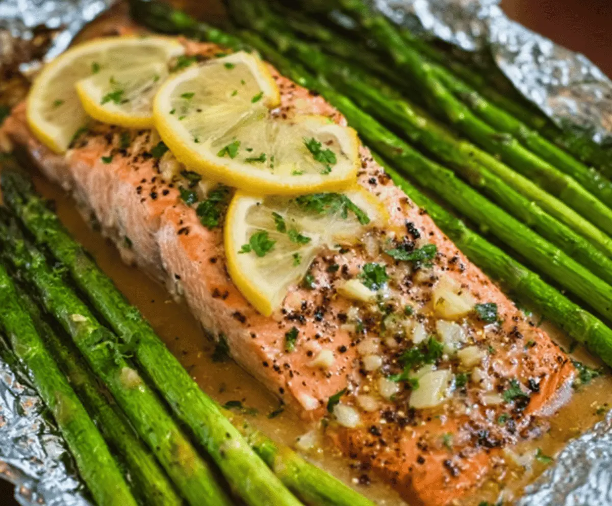 Easy Baked Salmon Foil Pack with Lemon Garlic Butter