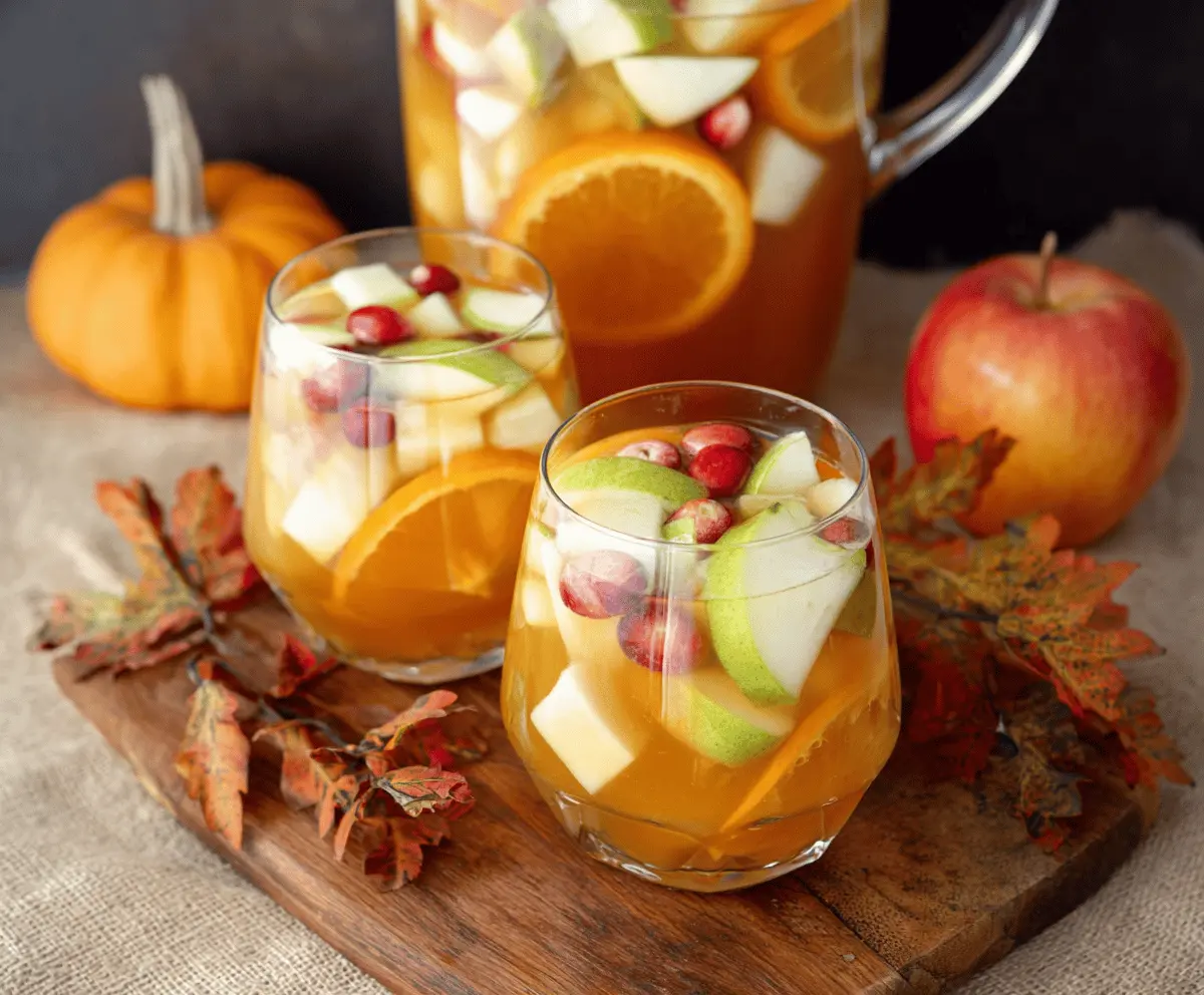 Pumpkin Spice Sangria Recipe with Citrus & Apples – Fall Drink Idea